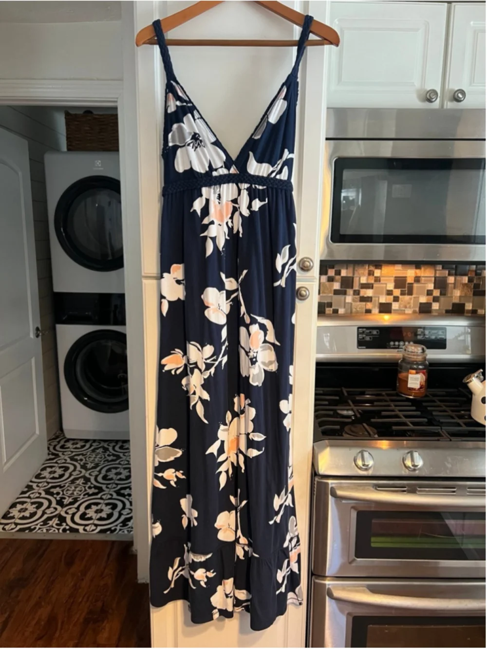 NWT Abercrombie & Fitch Navy Blue White Floral Maxi Dress